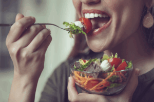 Mindful Eating: Bewusste Ernährung für mehr Vitalität & Energie
